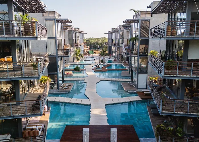 1 Bedroom On Cenote Largest Gym Coworking Apartment